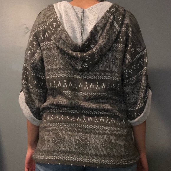 Poncho Jacket Half Sleeve - Picture 3 of 5